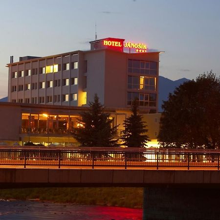 Hotel Janosik Liptovský Mikuláš Exteriör bild