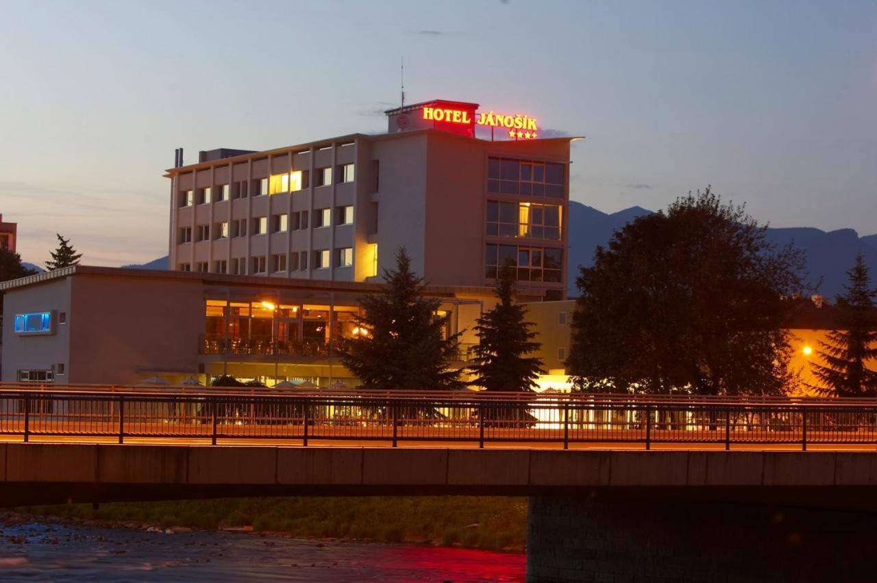 Hotel Janosik Liptovský Mikuláš Exteriör bild