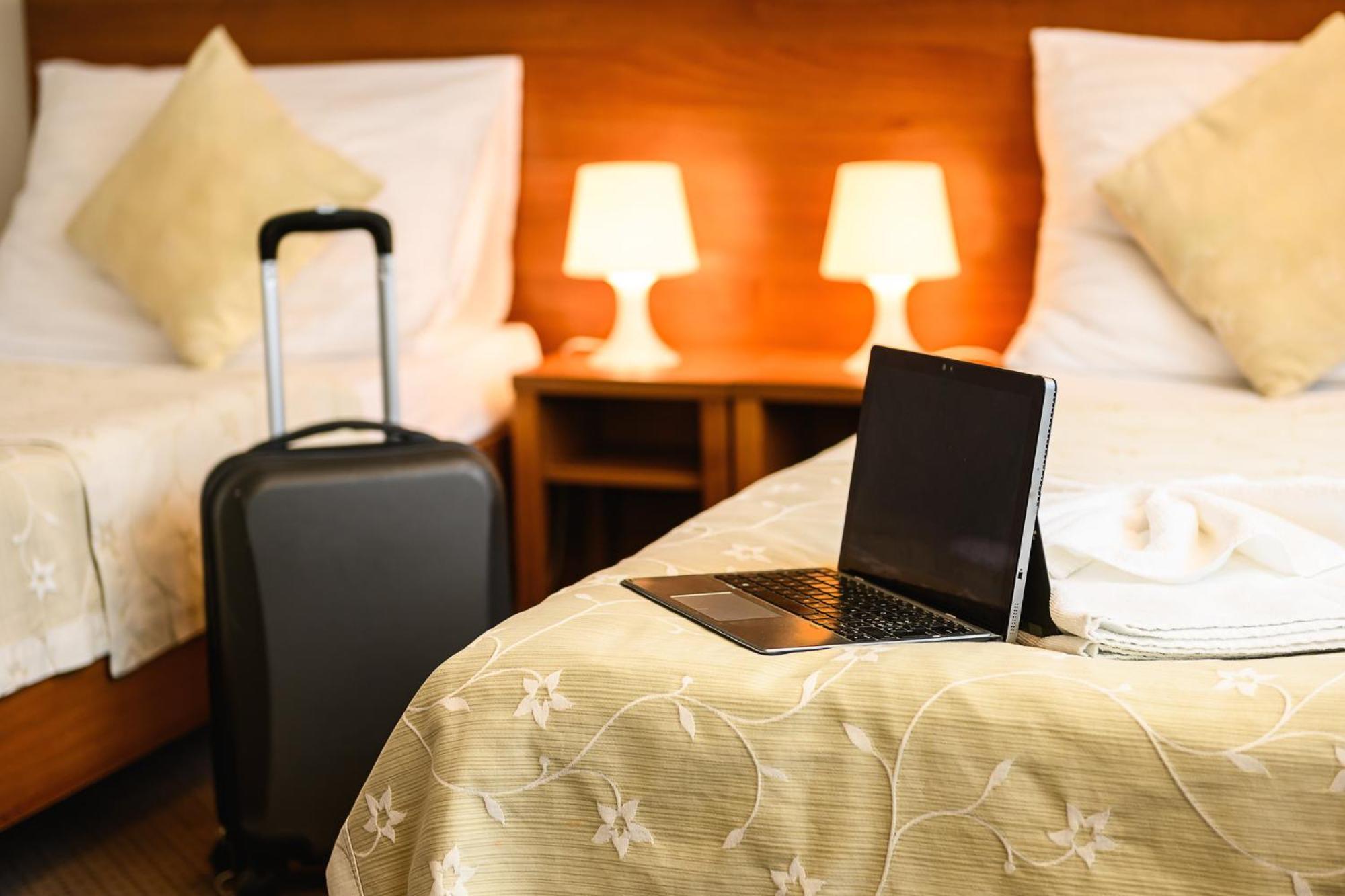 Hotel Janosik Liptovský Mikuláš Exteriör bild
