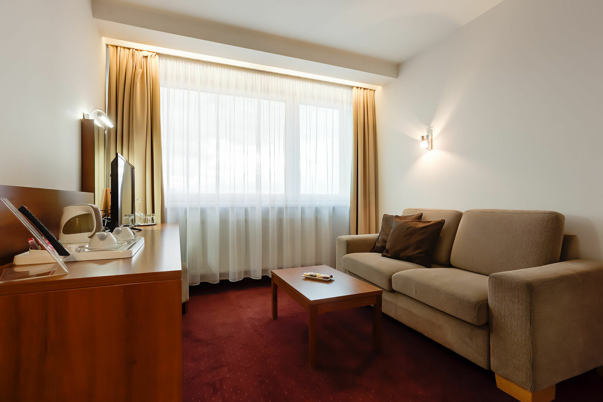 Hotel Janosik Liptovský Mikuláš Exteriör bild